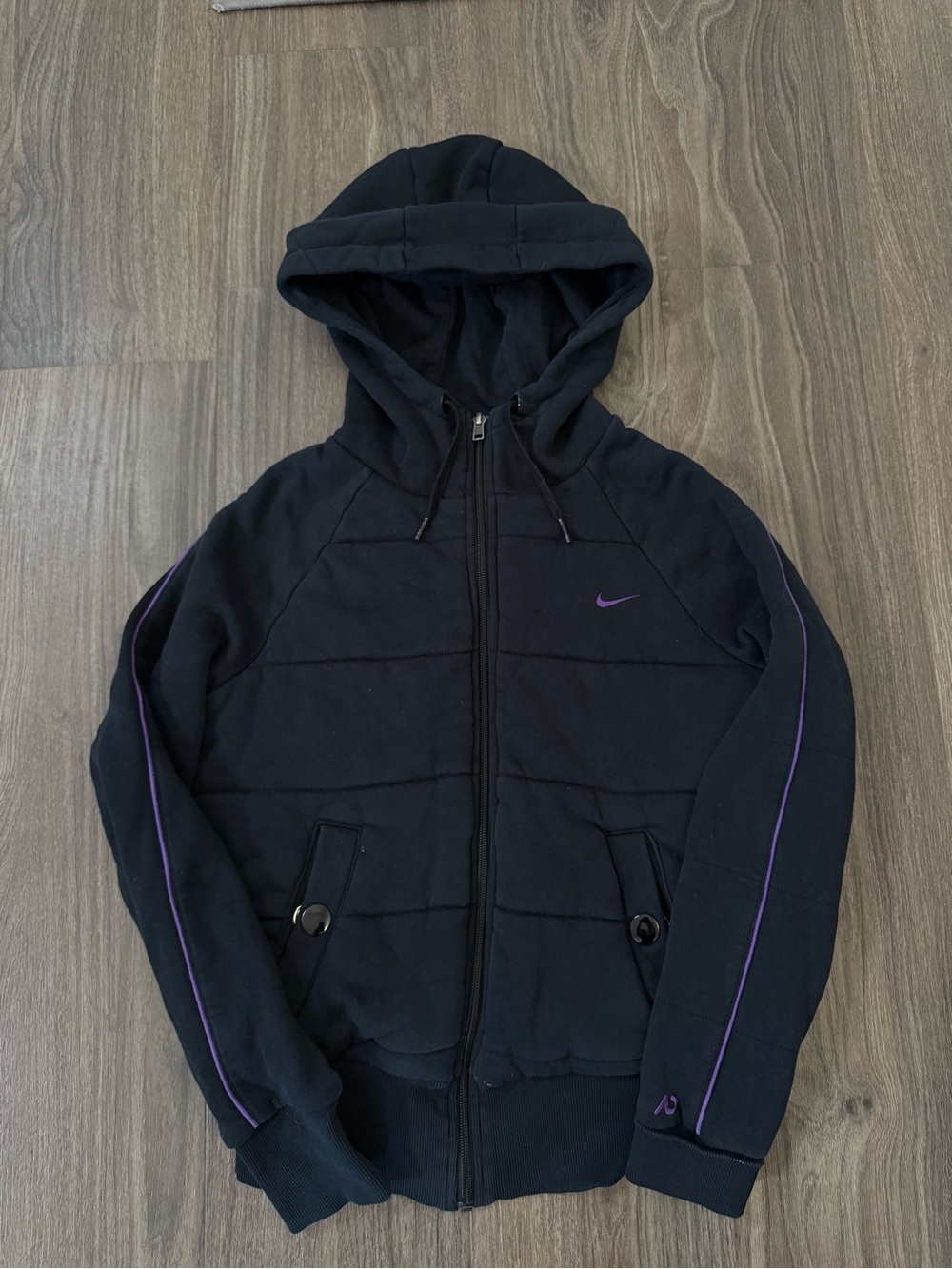Nike Black Hooded Zip-Up Jacket with Purple Accents